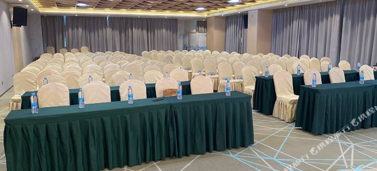 潮漫酒店(肇庆中心敏捷广场店)图片