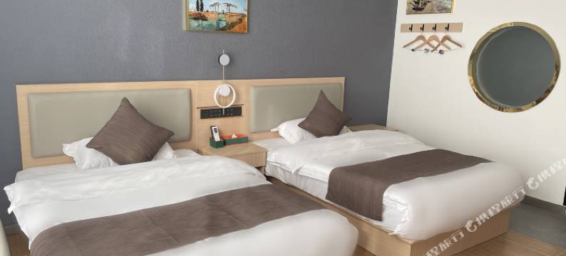 芳华•智能酒店(会理古城新时代广场店)图片