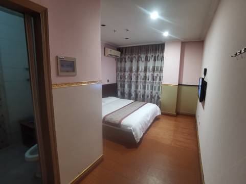 常州荣凤城市旅店