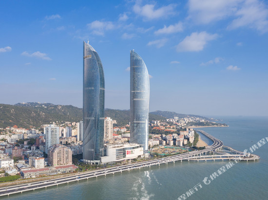 看天玺海景公寓(世茂双子塔店)