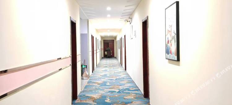 易佰良品酒店(沧州火车站南川老街店)图片