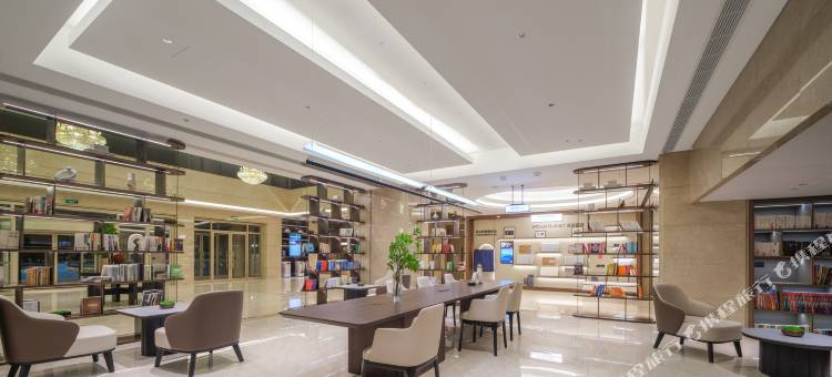 长春动植物园自由大路亚朵X酒店图片