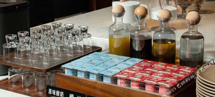 慈溪杭州湾新区吉利吉好商业广场亚朵酒店图片