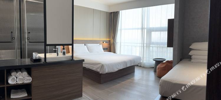 如家素柏·云酒店(丹东鸭绿江月亮岛安东老街店)图片