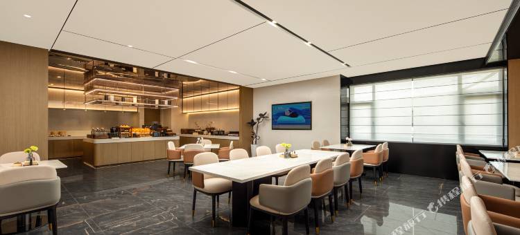 乌鲁木齐市南湖西虹东路亚朵酒店图片