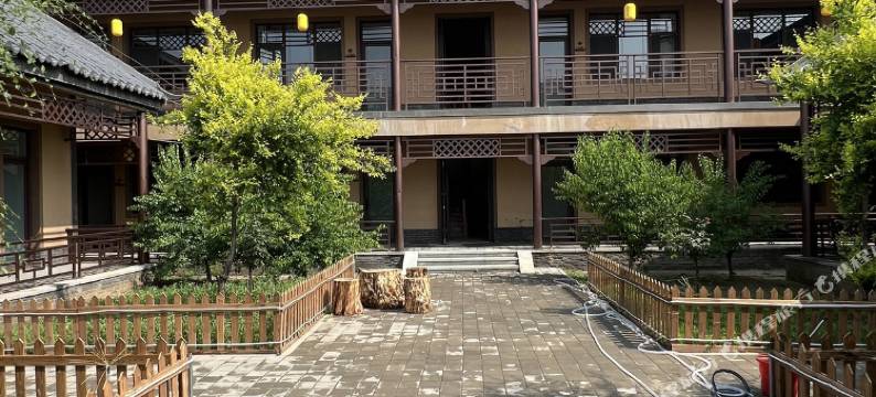 漠野宿集·庭院酒店图片