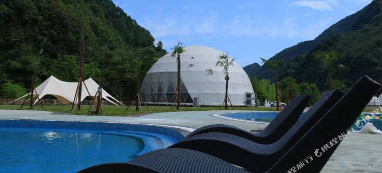 峨边一森一拾露营地图片