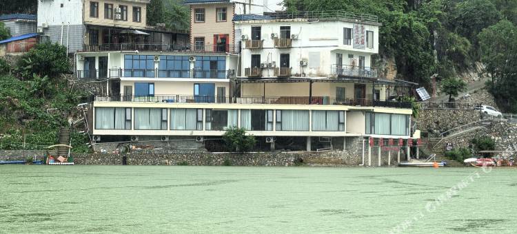 凌云县浩坤湖望湖民宿图片