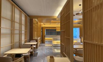 Jianguo HIDDEN Hotel (Chongqing Jiefangbei Area Hong Ya Dong) Over view