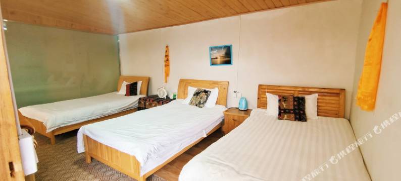 泸沽湖诺亚方舟酒店图片