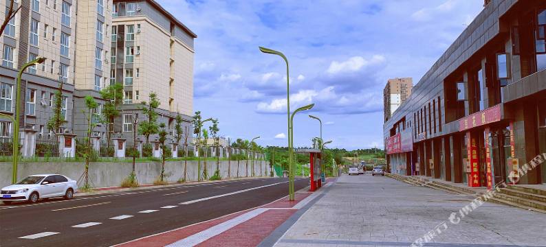 萌意主题酒店(眉山大学城店)图片