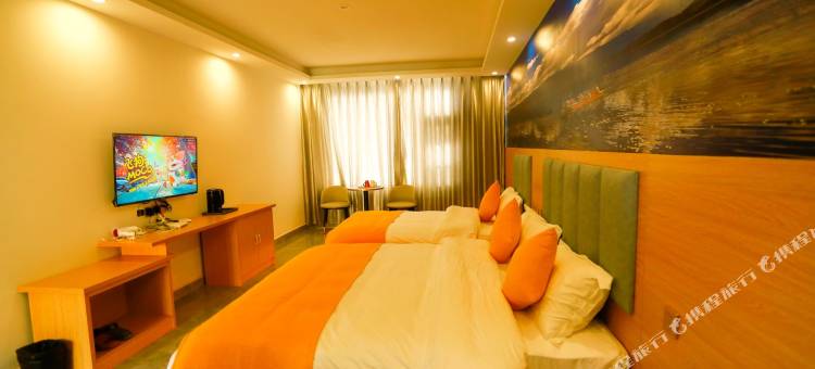 泸沽湖澜泊湾度假庭院图片