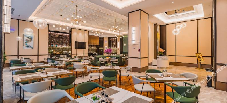 柏高·颂酒店(广州长隆南村万博地铁站店)图片