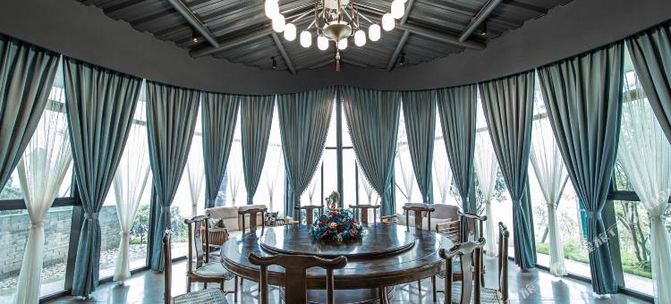 岳阳竹影·山居民宿(洞庭中华大熊猫苑店)图片