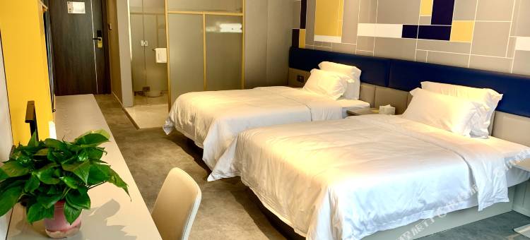 7天优品(洪雅中心广场店)图片