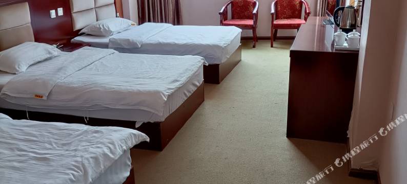 罗平华玥酒店图片