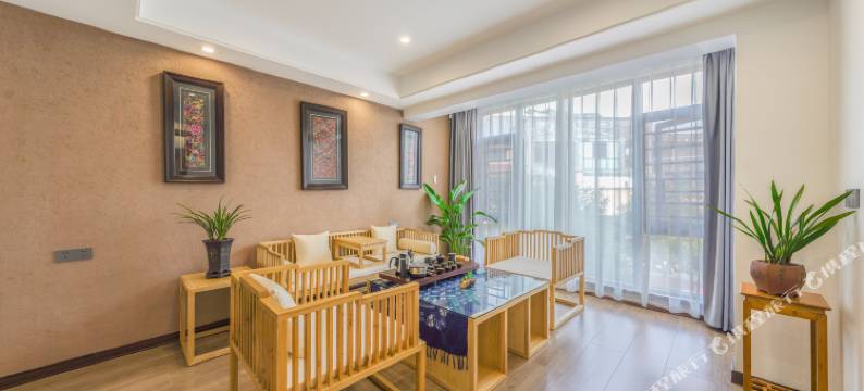 梵星悟雨·新中式禅意空间休闲度假美宿(梵净山东门店)图片