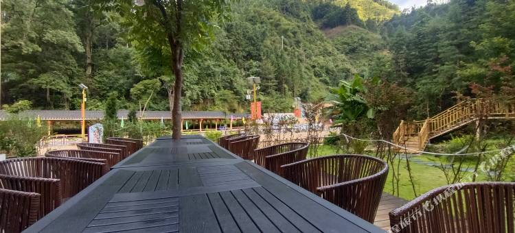 贺州瑶山往事民宿图片