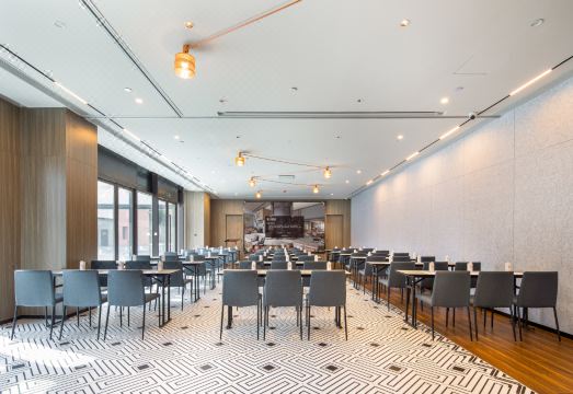 Shanghai Hongqiao National Exhibition and Convention Center Tongpai HotelHotel Overview