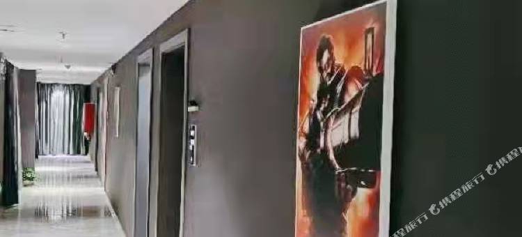 泰格电竞酒店(安阳师范学院店)图片