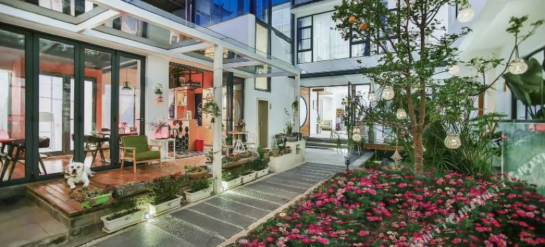 大理烟鸟归樵隐奢酒店图片