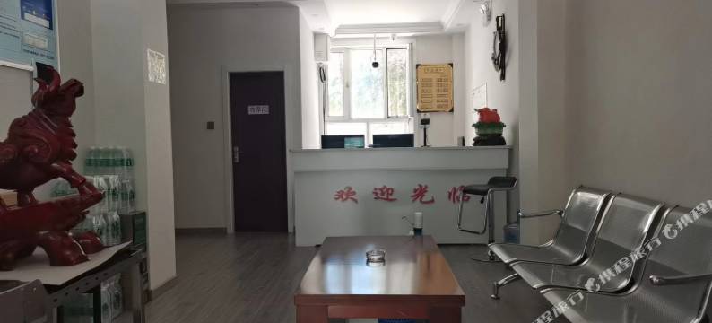 奎屯清驿轩快捷宾馆(应用职业技术学院店)图片