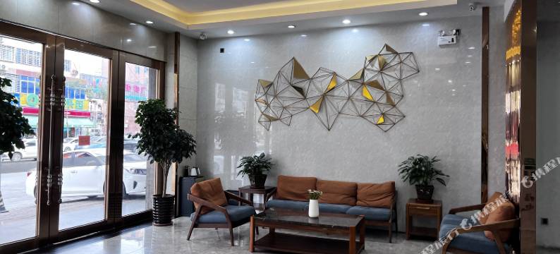 东莞清枫时尚酒店(清溪银湖工业区店)图片