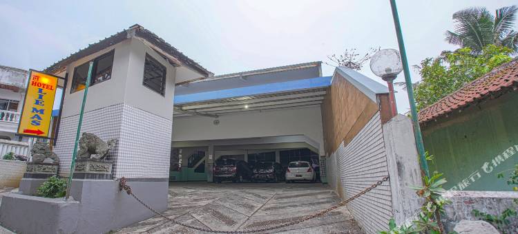 OYO 90132莱雅马斯酒店(Hotel Lie Mas Prigen Pasuruan Mitra RedDoorz)图片