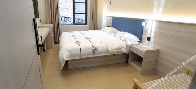 昆明云晨旅宿(云南省第一人民医院南屏街店)图片