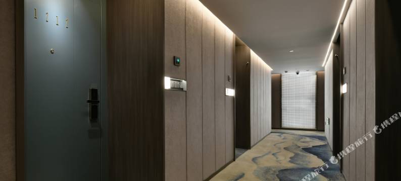 美澜酒店(西双版纳景洪泼水节广场江边夜市店)图片