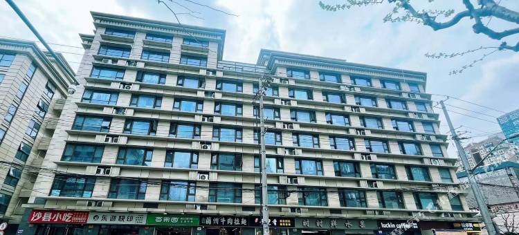 青庄民宿(西藏北路店)图片