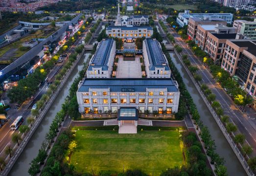 上海舜地三和园酒店（浦江城市生活广场店）外景图