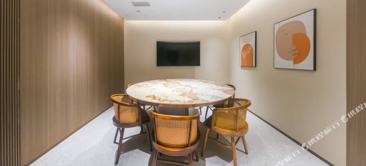 悦橙泛娱酒店(清镇君悦国际店)图片