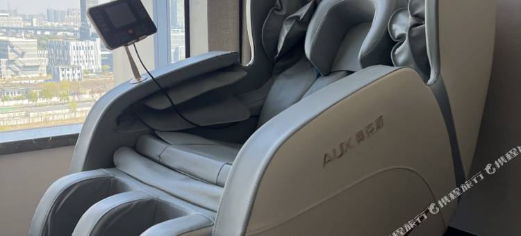 曼美国际酒店(杭州京杭大运河博物院平安桥地铁站店)图片