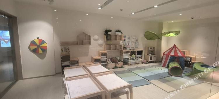 非凡影院酒店(长沙洋湖湿地地铁站宜家荟聚店)图片