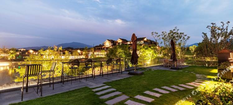 峨眉山高桥里溯溪·麓谷酒店图片