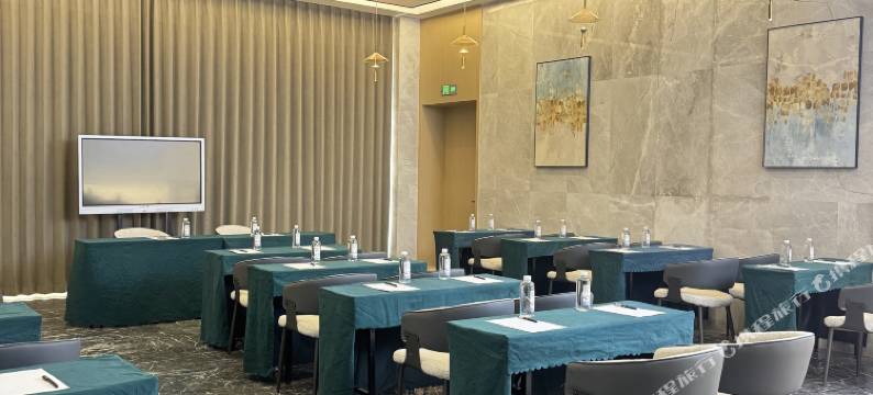 婺源弦婺大酒店(婺源站弦高西湖凼文旅景区店)图片