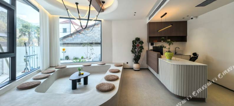 隐屋云宿亲子休闲度假美宿(安吉云上草原店)图片