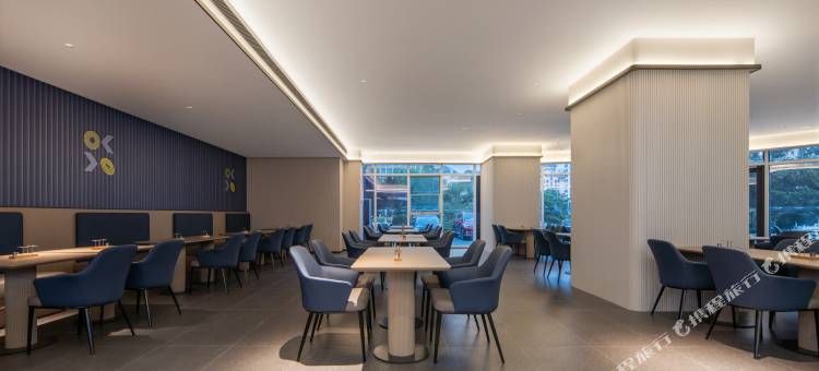 欢漫酒店(威海国际海水浴场火炬八街店)图片