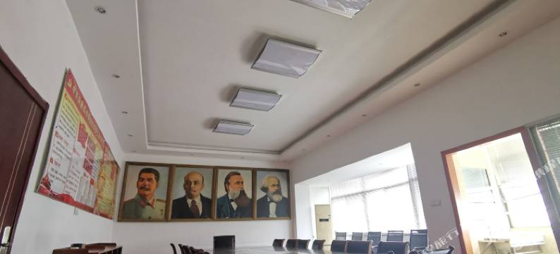 绩溪龙之川酒店图片