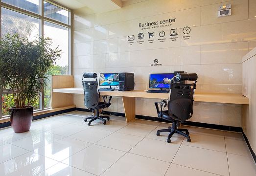 The Four Grace ResortHotel Overview