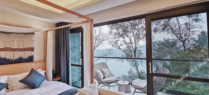 黑龙滩华凌山庄·隐湖栖图片