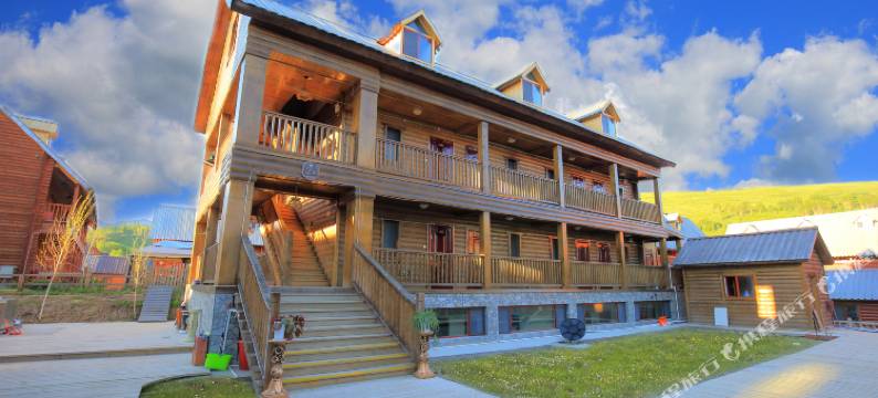 禾木花田溪山庄图片