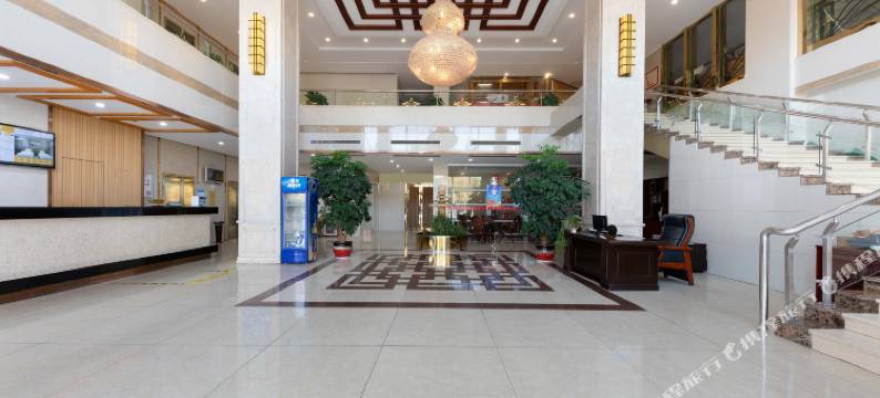 隆源大酒店(马鞍山师范学院蒙牛工业园店 )图片