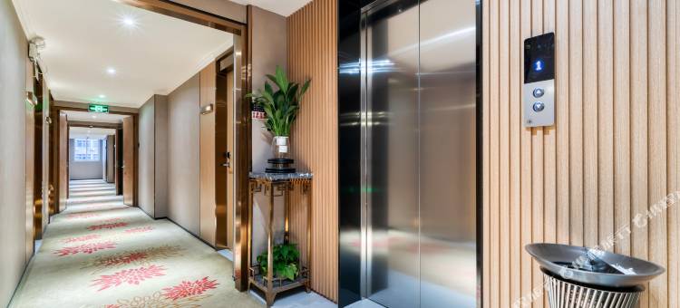 如家睿柏.云酒店(杭州良渚遗址公园瓶窑广场店)图片