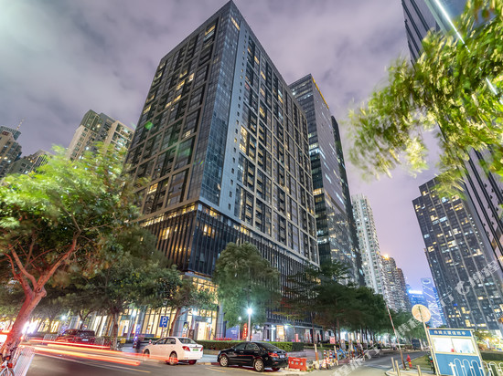 云漫轻居·Hotel(广州珠江新城潭村地铁站店)