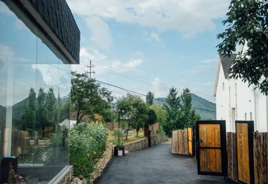 Lutos homeHotel Overview