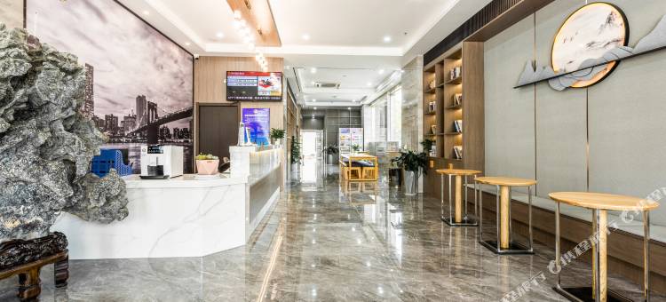 速8精选酒店(杭州滨康路地铁站店)图片