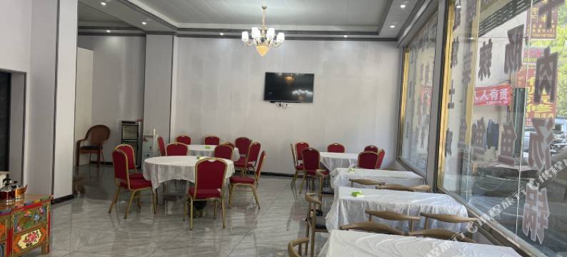 雅江景慕宾馆图片