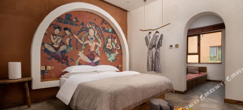 三生百间里民宿(阿克苏老街夜市店)图片